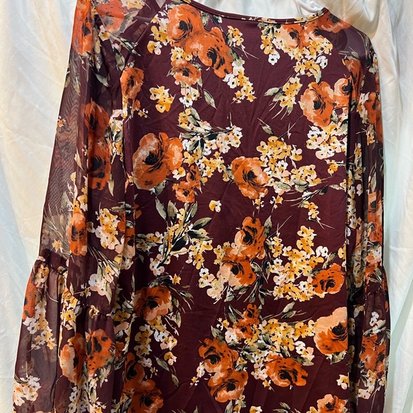 Perseption concept blouse - Picture 3 of 4